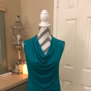 Sleeveless blouse